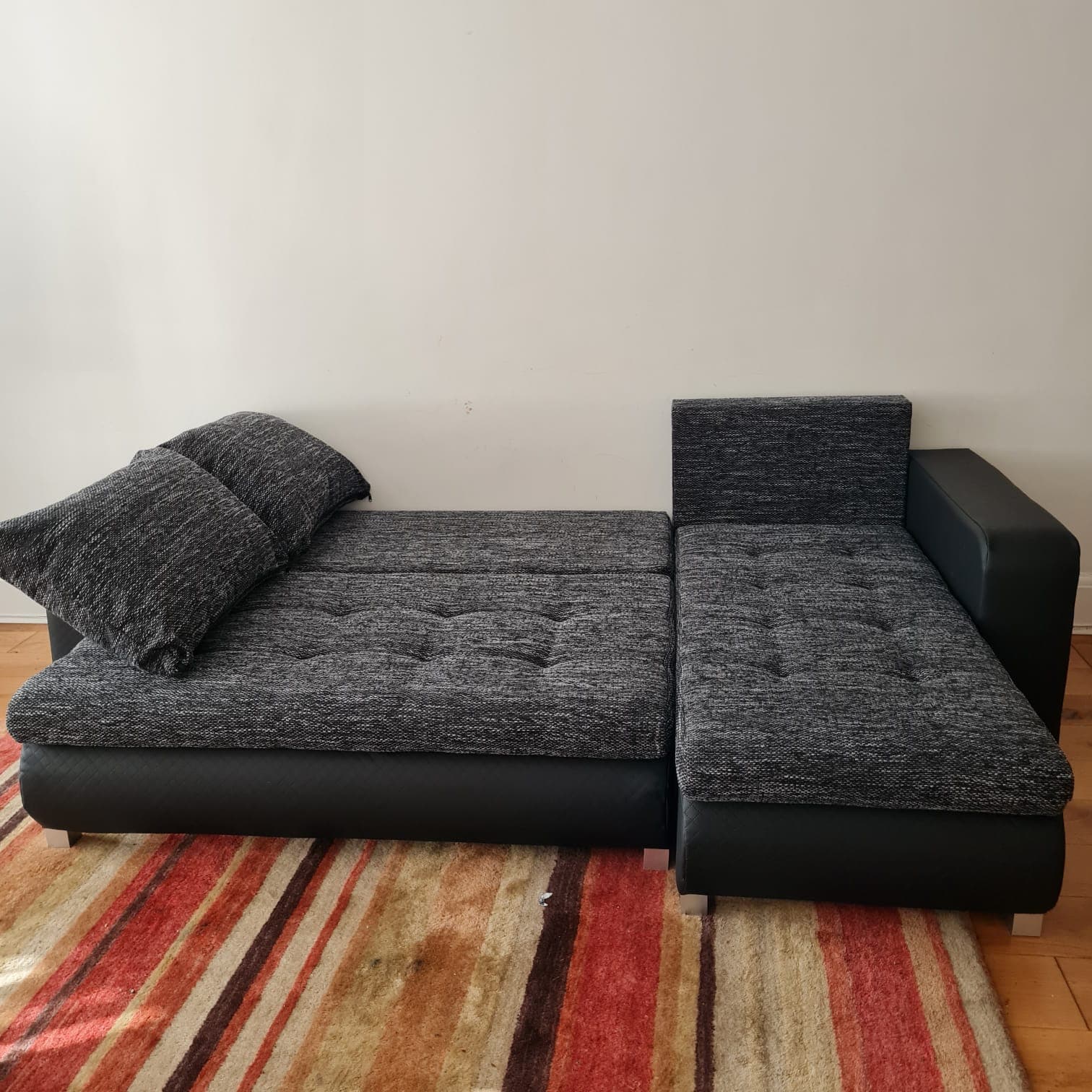 Berlin Sofa Bed variation 13