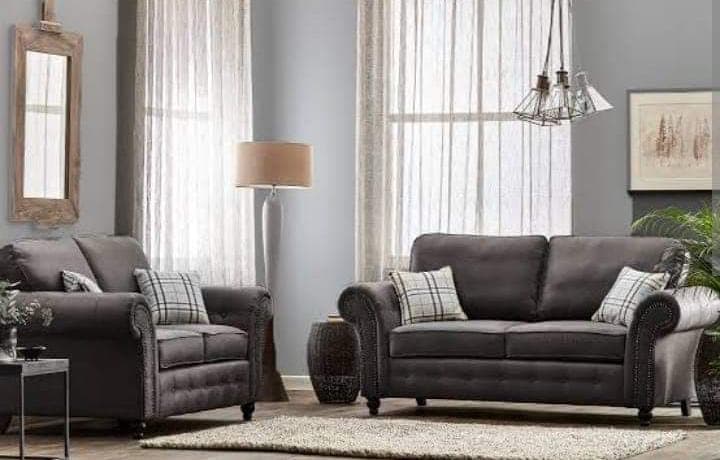 Oak Tan Leather Sofa variation 1
