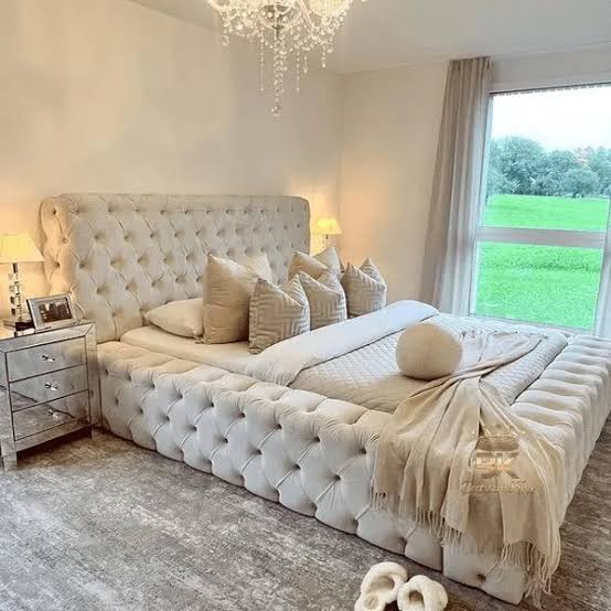 Royal Ambessador Bed variation 2