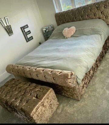 Stylz Sleigh Bed variation 11