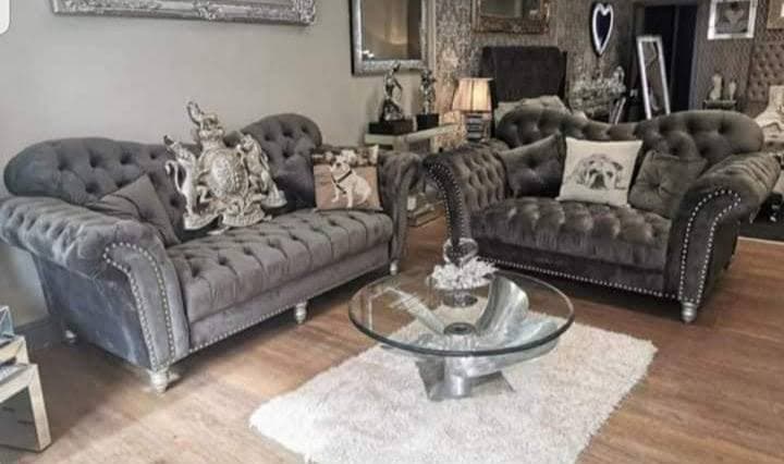 Supreme Elegance Sofa variation 2