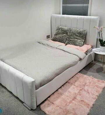 Trendy Panel Back Bed variation 9