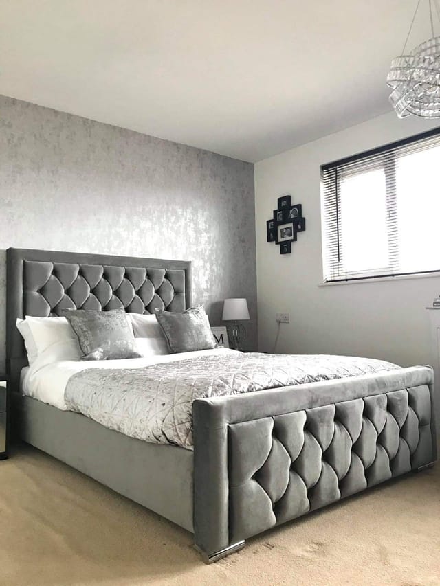 Majestic Hilton Bed