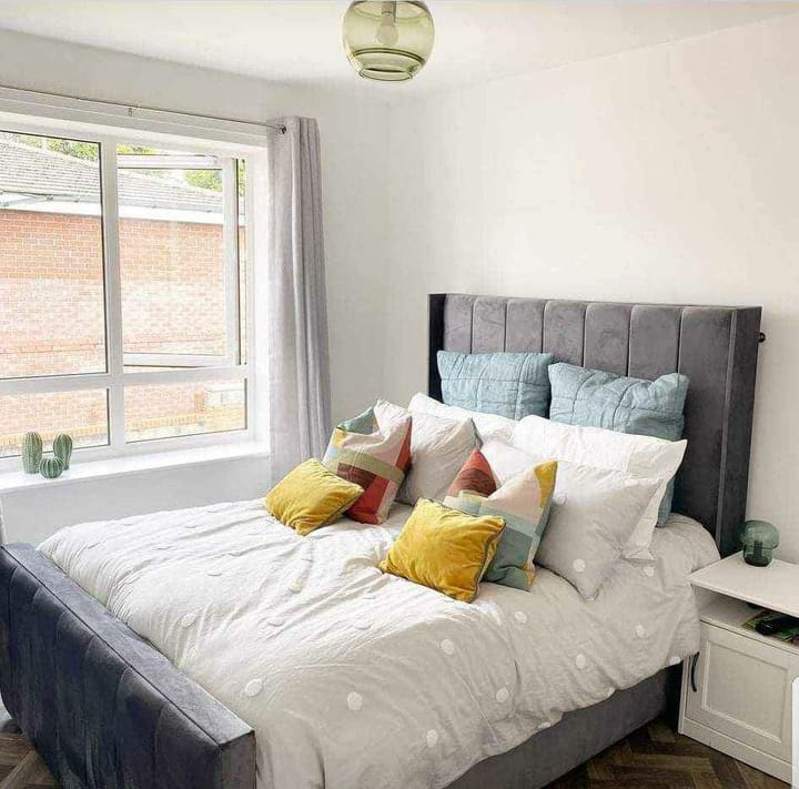 Majestic Panel Wingback Bed 8