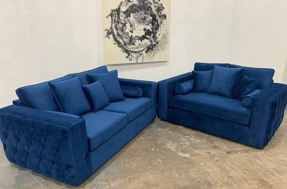 Royal Ruby Sofa 4