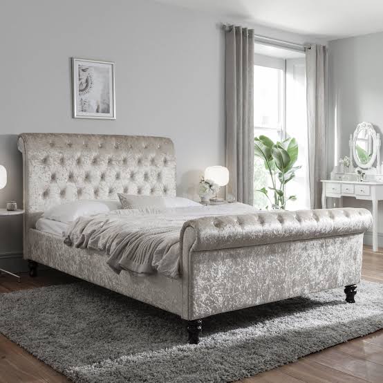 Swan Sleigh Bed 1