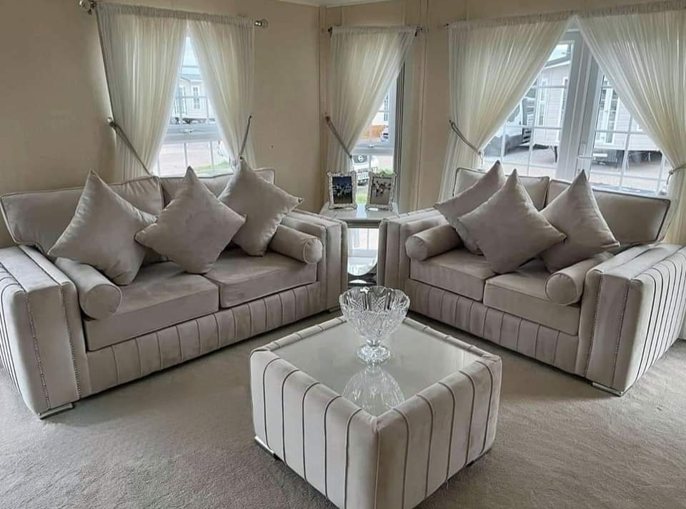 Soothing Lilly Sofa 3