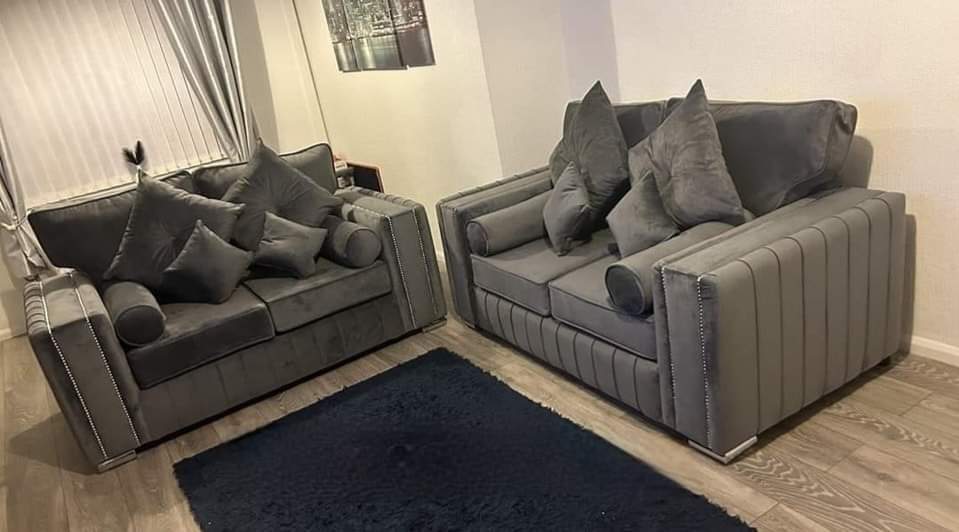 Soothing Lilly Sofa 8